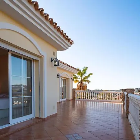 Carlos, Golf Views Villa Mijas