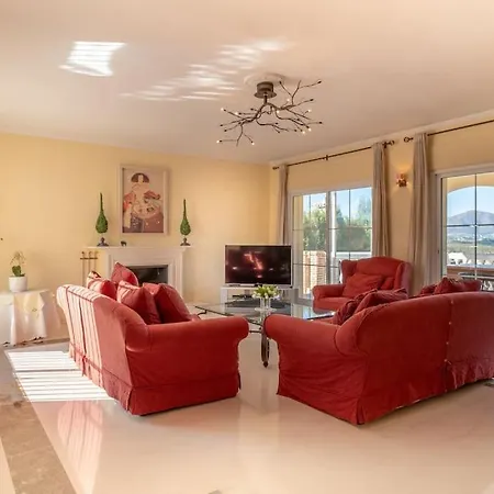 Carlos, Golf Views * Mijas