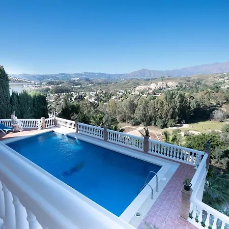Villa Carlos, Golf Views